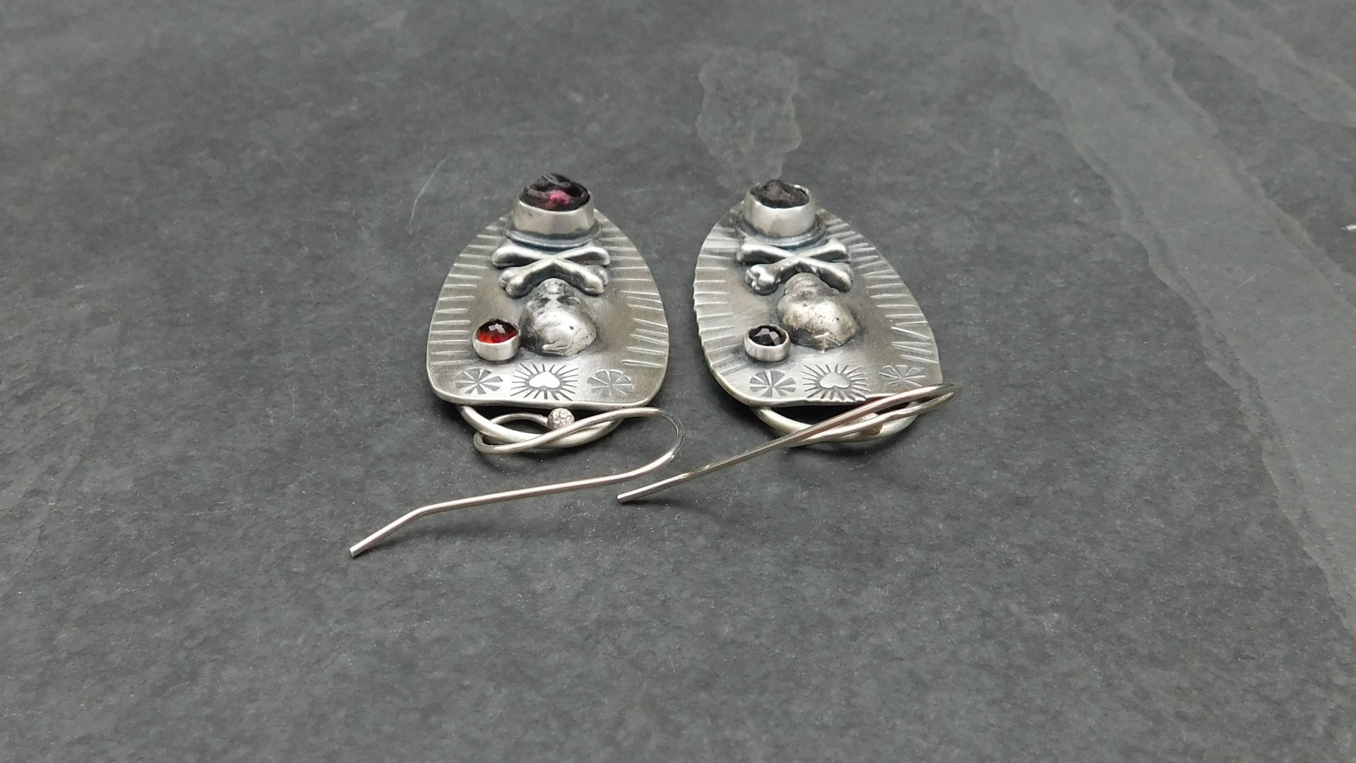 Skull Crossbone Rough Ant Hill Garnet Sterling Silver Earrings, Gemstone Skull Jewelry, Day Of The Dead Dangles