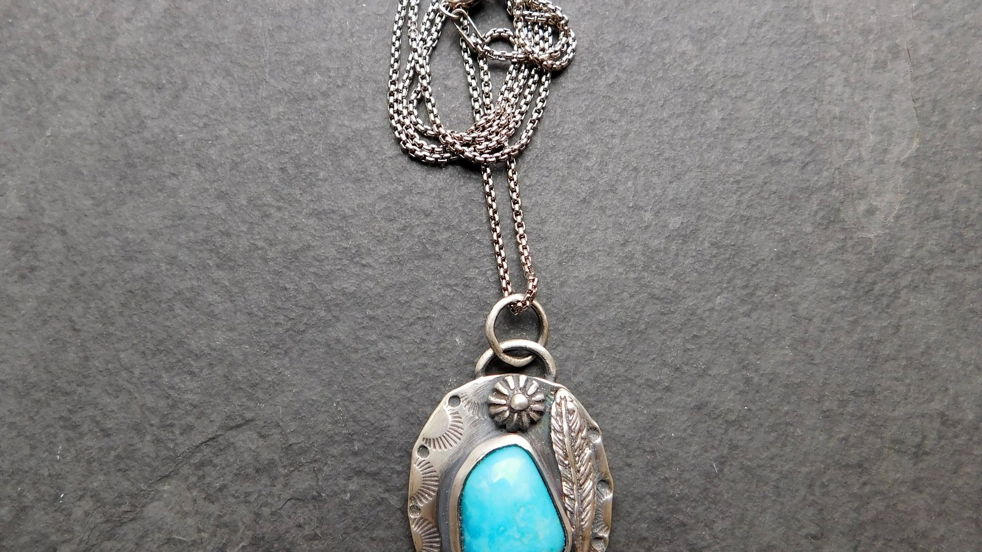 Kingman American Turquoise Southwest Style Sterling Silver Pendant Necklace