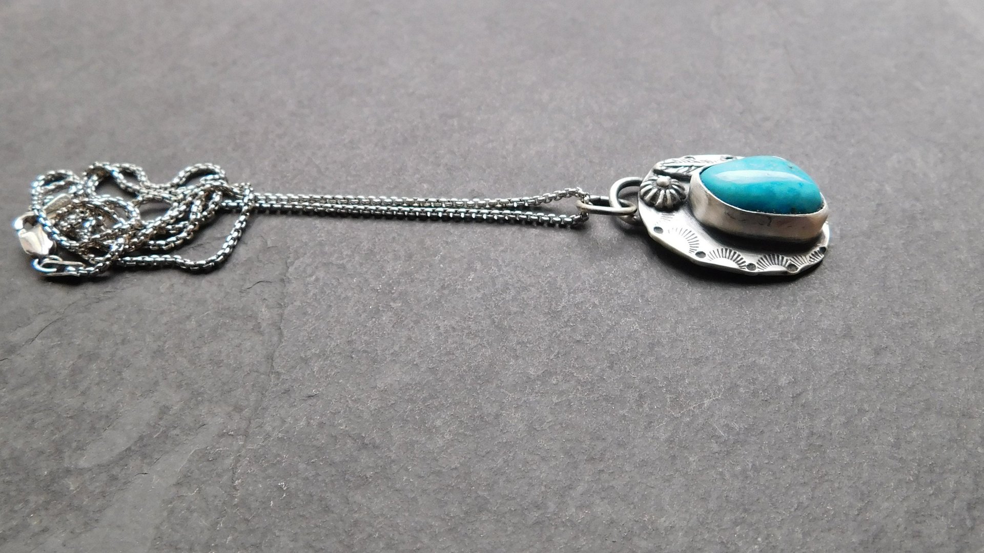 Kingman American Turquoise Southwest Style Sterling Silver Pendant Necklace