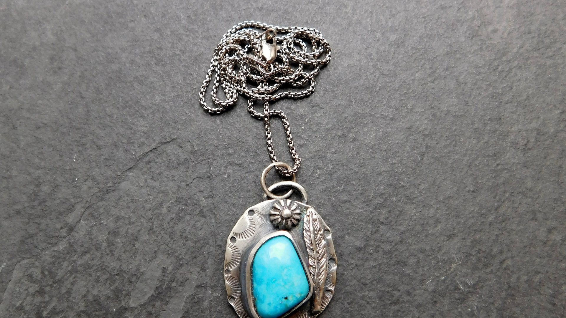 Kingman American Turquoise Southwest Style Sterling Silver Pendant Necklace