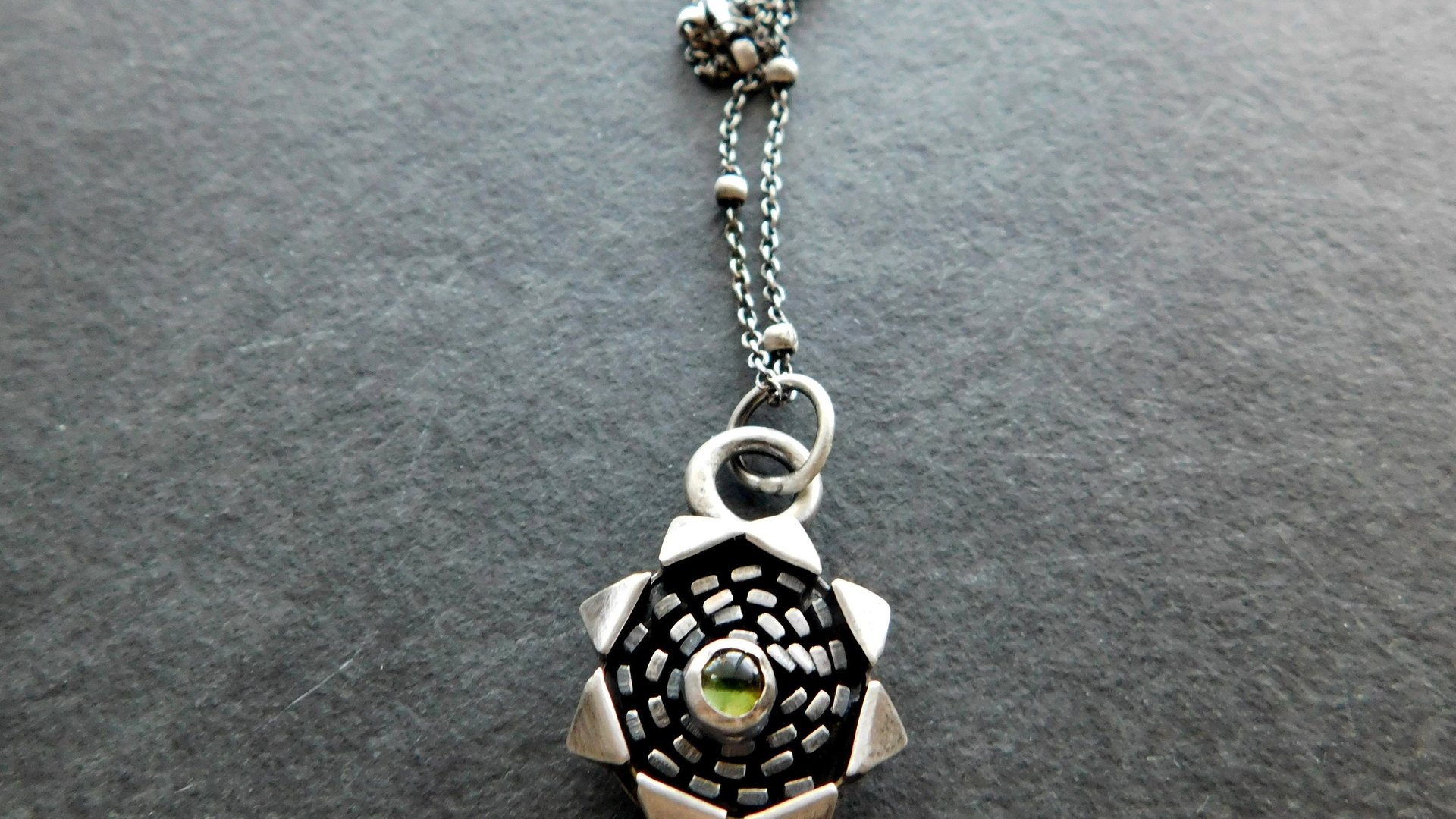 Green Tourmaline Ornate Sterling Silver Wire Studs Modernist Pendant Necklace