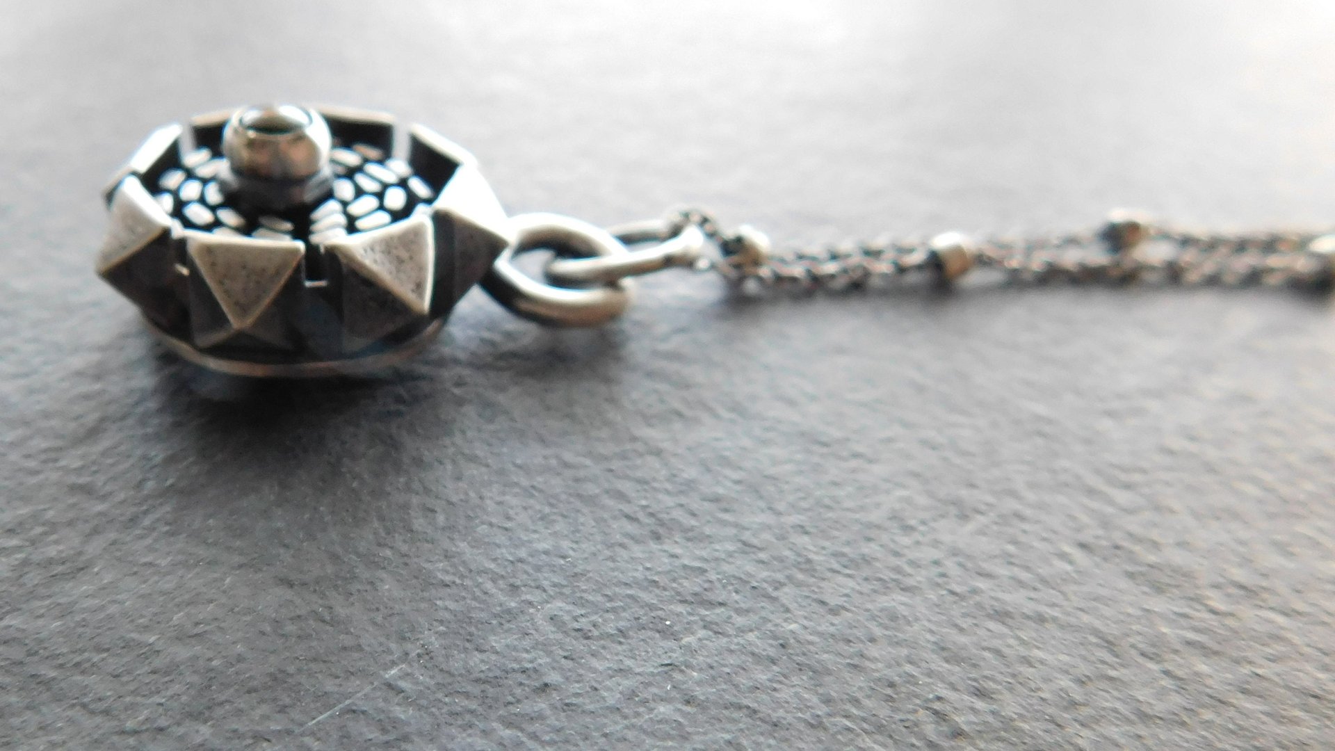 Green Tourmaline Ornate Sterling Silver Wire Studs Modernist Pendant Necklace