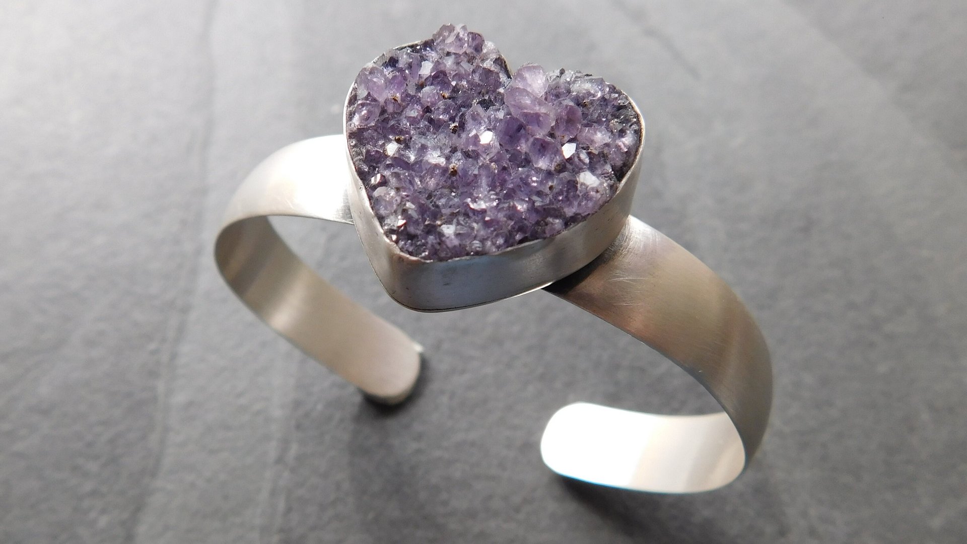 Deep Purple Amethyst Heart Drusy Stone Oxidized Sterling Silver Cuff Bracelet