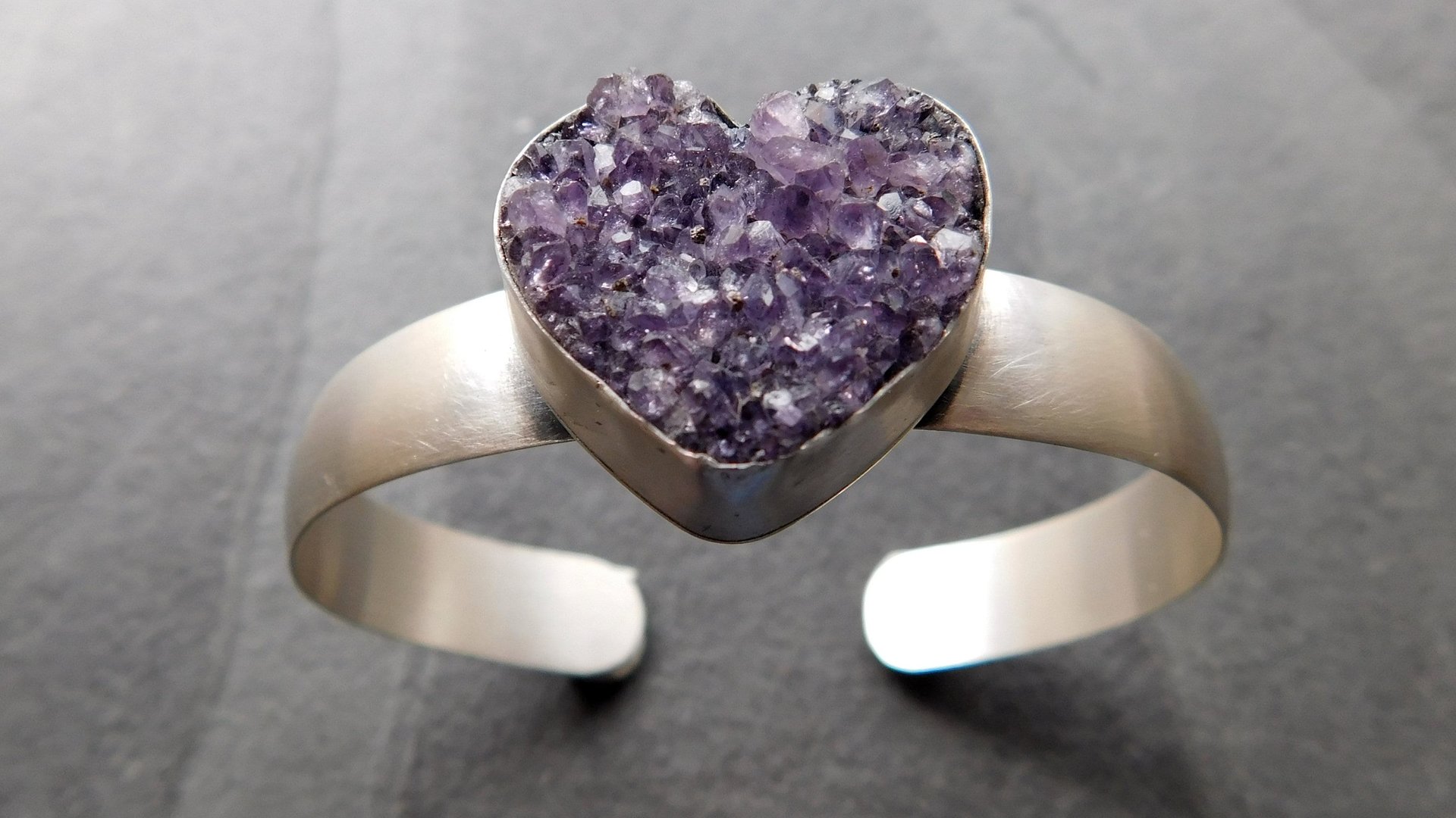 Deep Purple Amethyst Heart Drusy Stone Oxidized Sterling Silver Cuff Bracelet