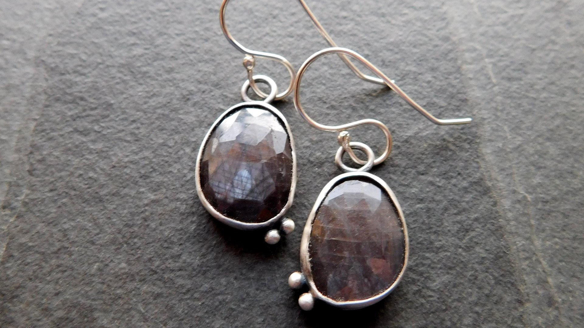 Rosecut Grey Sapphire Sterling Silver Dangle Earrings